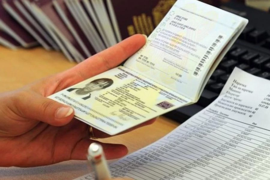 Κρήτη: Βροχή οι συλλήψεις για πλαστά έγγραφα στο αεροδρόμιο «Νίκος Καζαντζάκης»